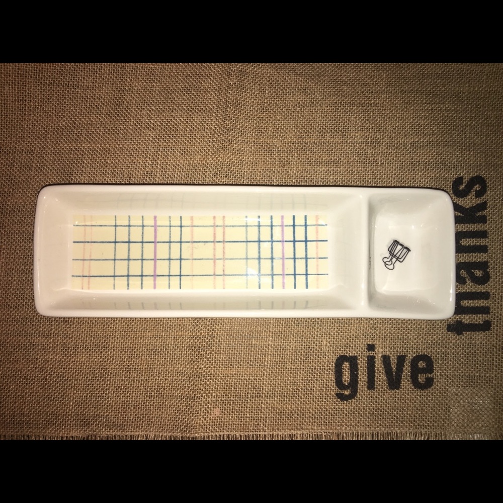 Rae Dunn pencil tray